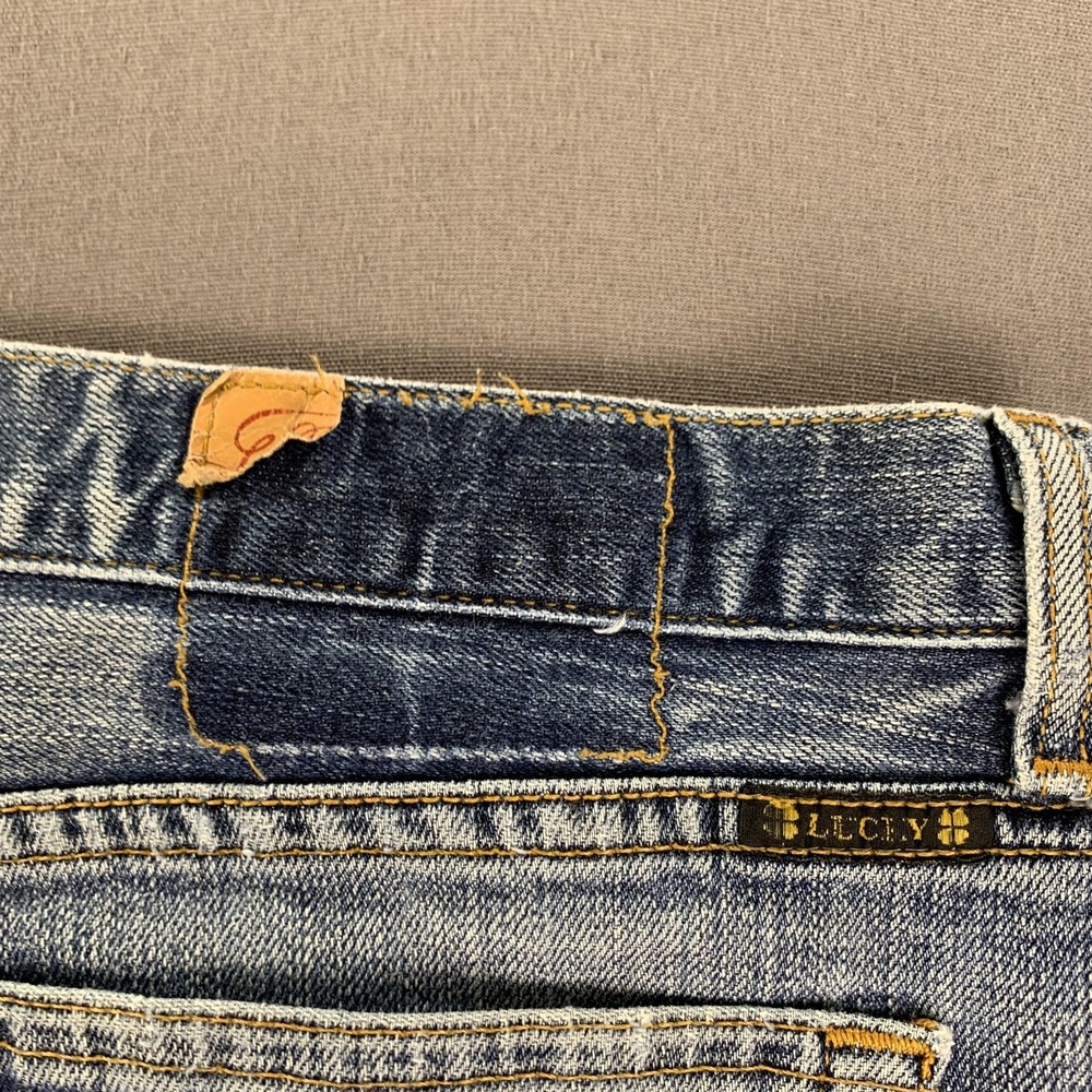 Lucky Brand Dungarees Jeans Mens 38x29 Blue Straight Leg Button Fly USA Made - Picture 3 of 16